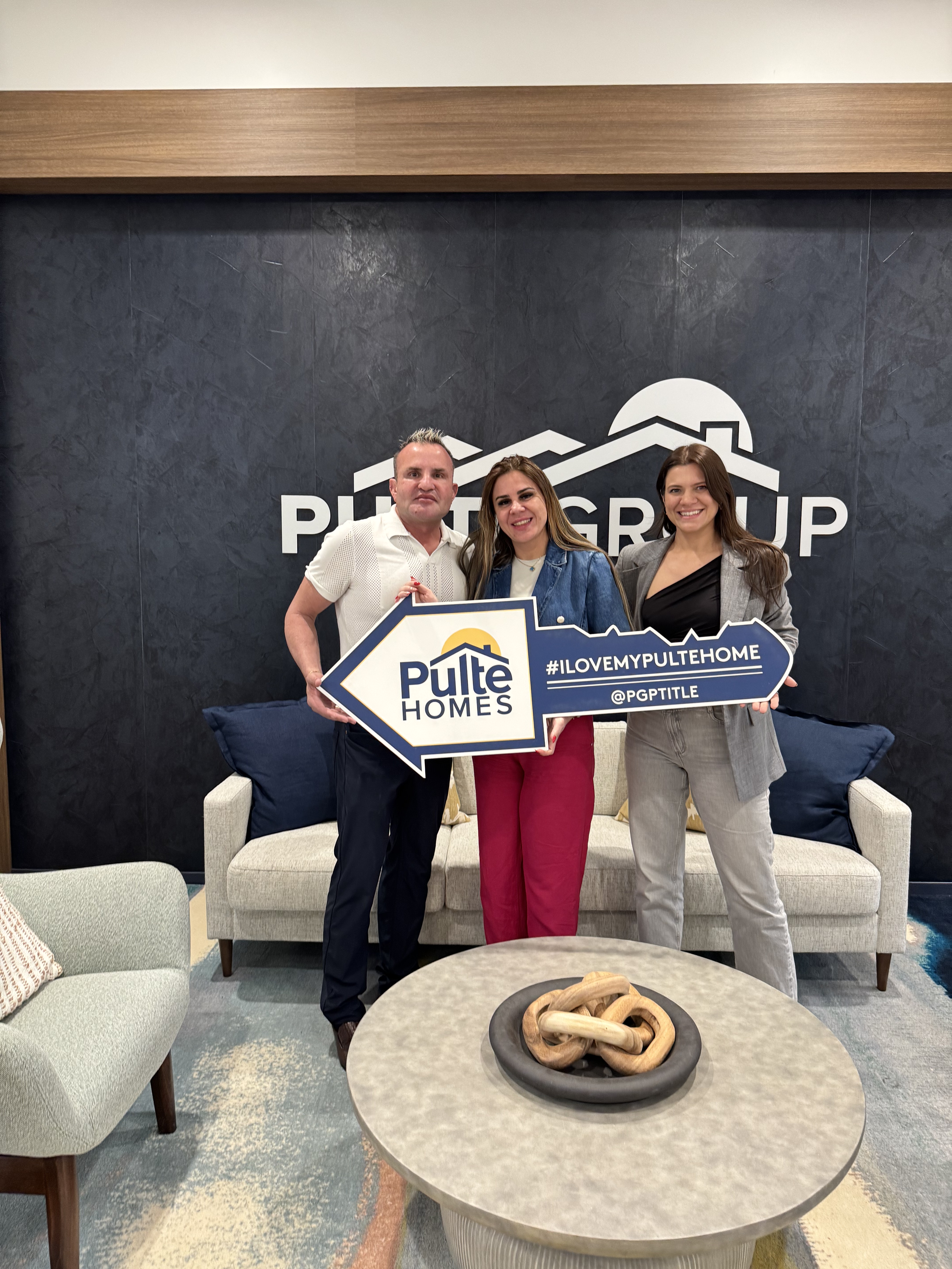 Equipe Orlando My Homes com parceiros da Pulte Homes em Orlando